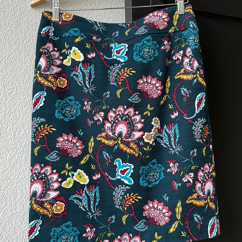 Ann Taylor LOFT Deep Teal Floral Skirt w/ Kick Pleat SZ 8